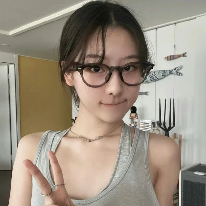 向下扭曲